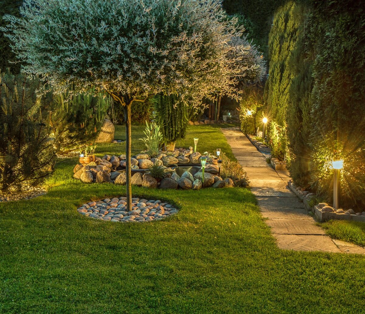 landscape-lighting-ideas.jpg